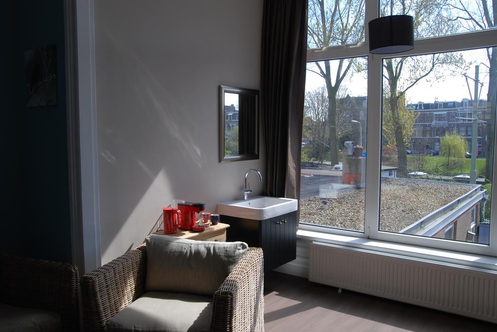 Bed & Breakfast Obrechtstraat Гаага Екстер'єр фото